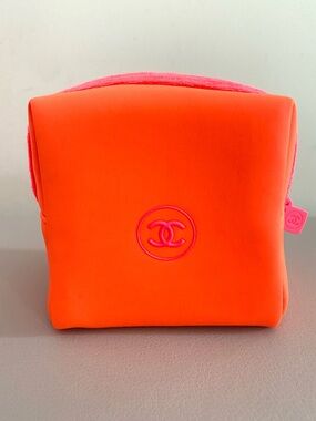 Chanel Beauty Makeup Pouch, Very Cute Special Gift From Chanel Beauty Counter
